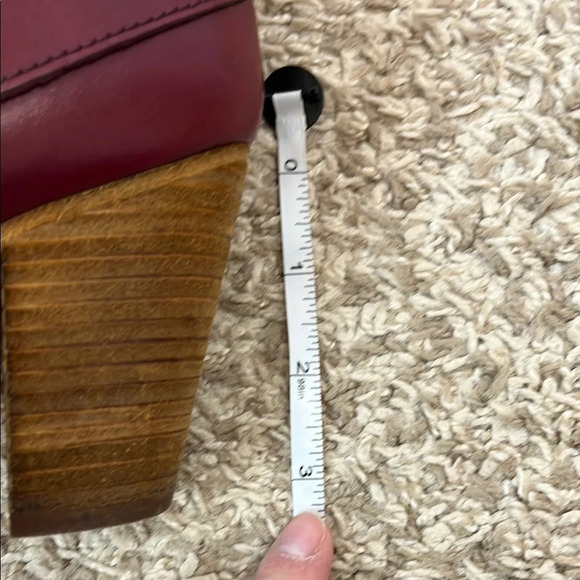 Boden Wine / Burgundy Ankle Boots with Chunky Stacked Heel - Size 38 / 7 - Picture 9 of 16